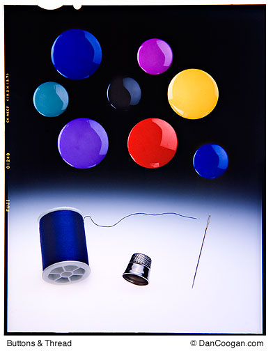 Buttons & Thread, photo-Illustration